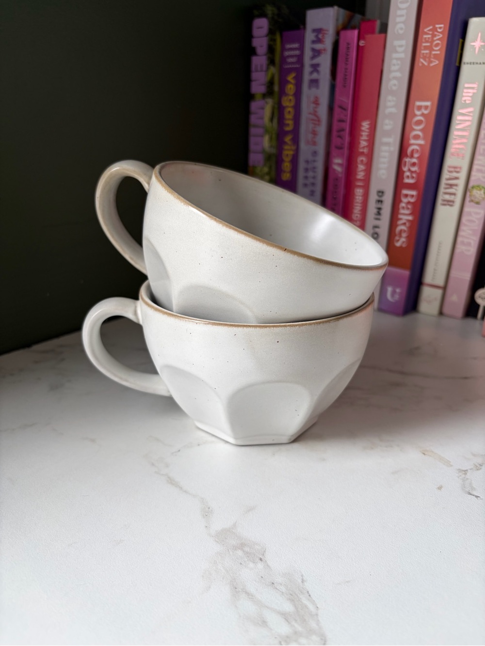 Hearth & Hand White Scalloped Ceramic Mug with Soft Cream Rim